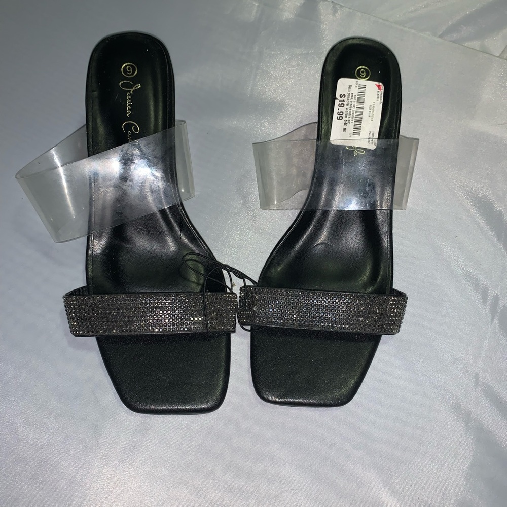 NWT Jessica Carlyle Rhinestone Sandals